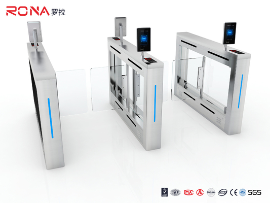 Leitor de cartão Swing Gate Turnstile do reconhecimento de cara com o motor DC24 sem escova 6 pares do sensor